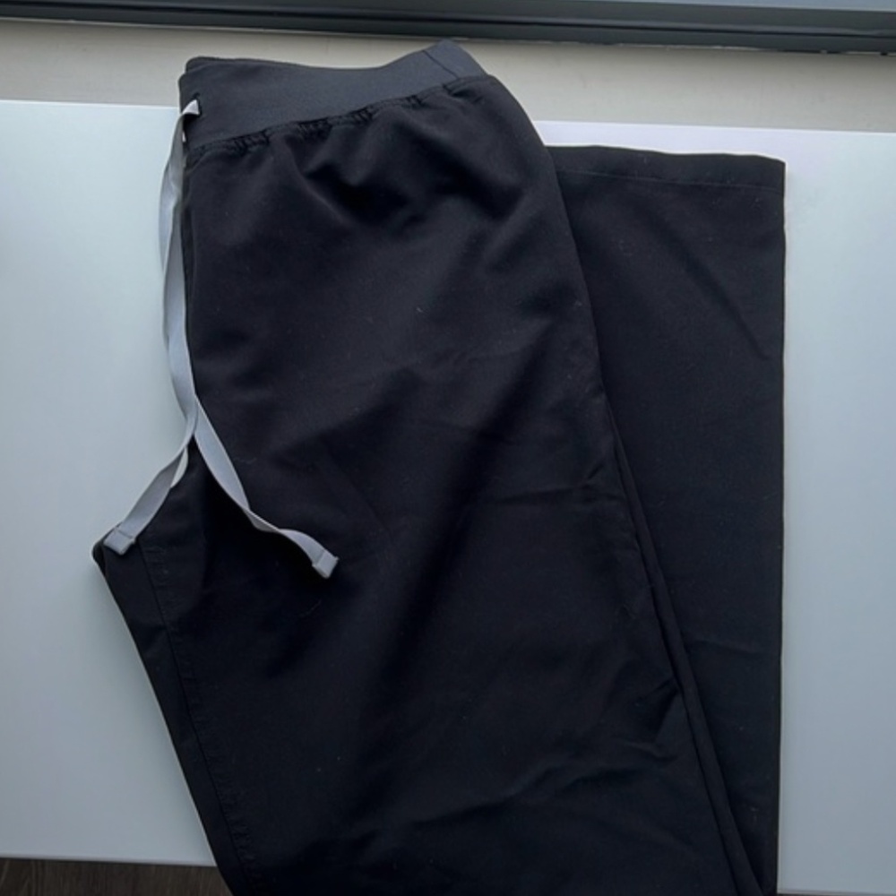 FIGS High Waisted Livingston Scrub pants (regular length)